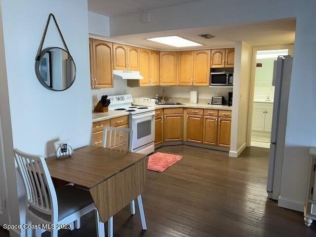 4800 Ocean Beach Blvd #326 - Photo 7 of 27