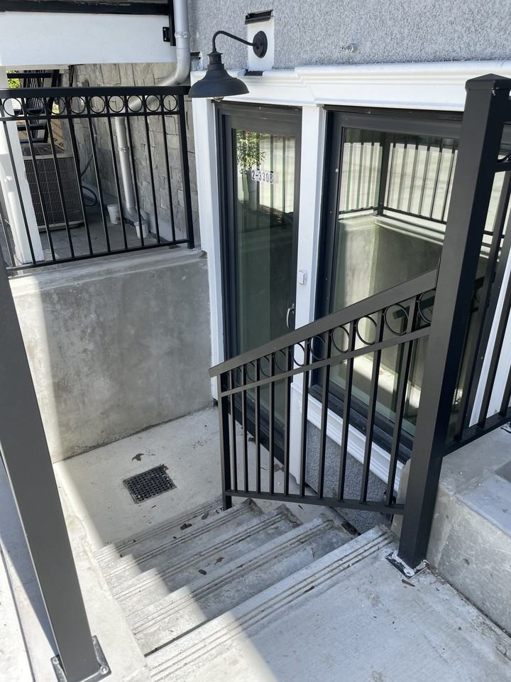 3308 West 33rd Avenue - Photo 2 of 13