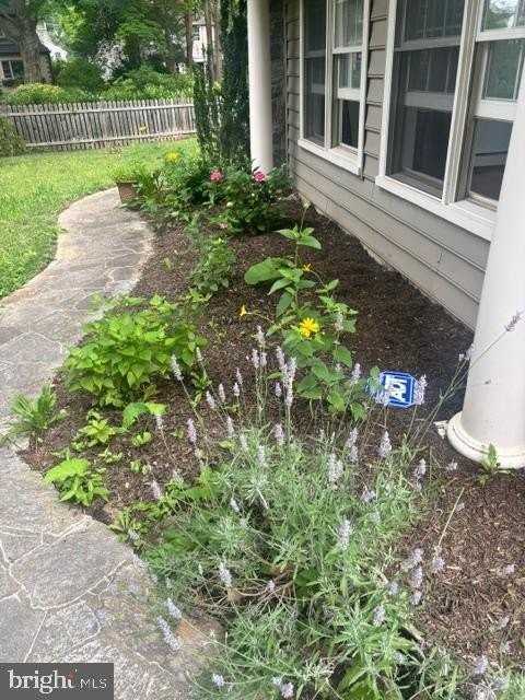 471 Athens Ave - Photo 6 of 43