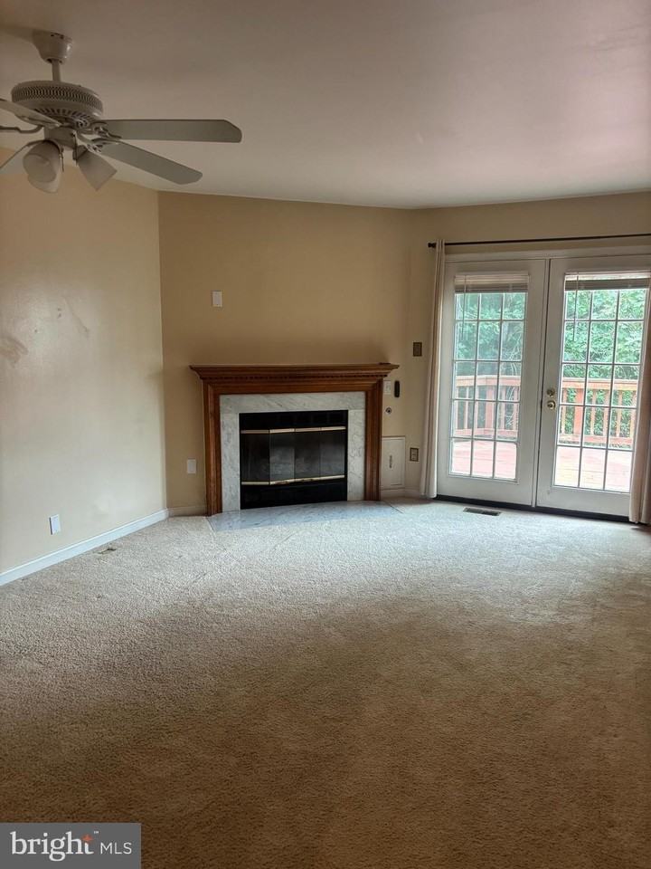 3961 Conquest Ct - Photo 6 of 25