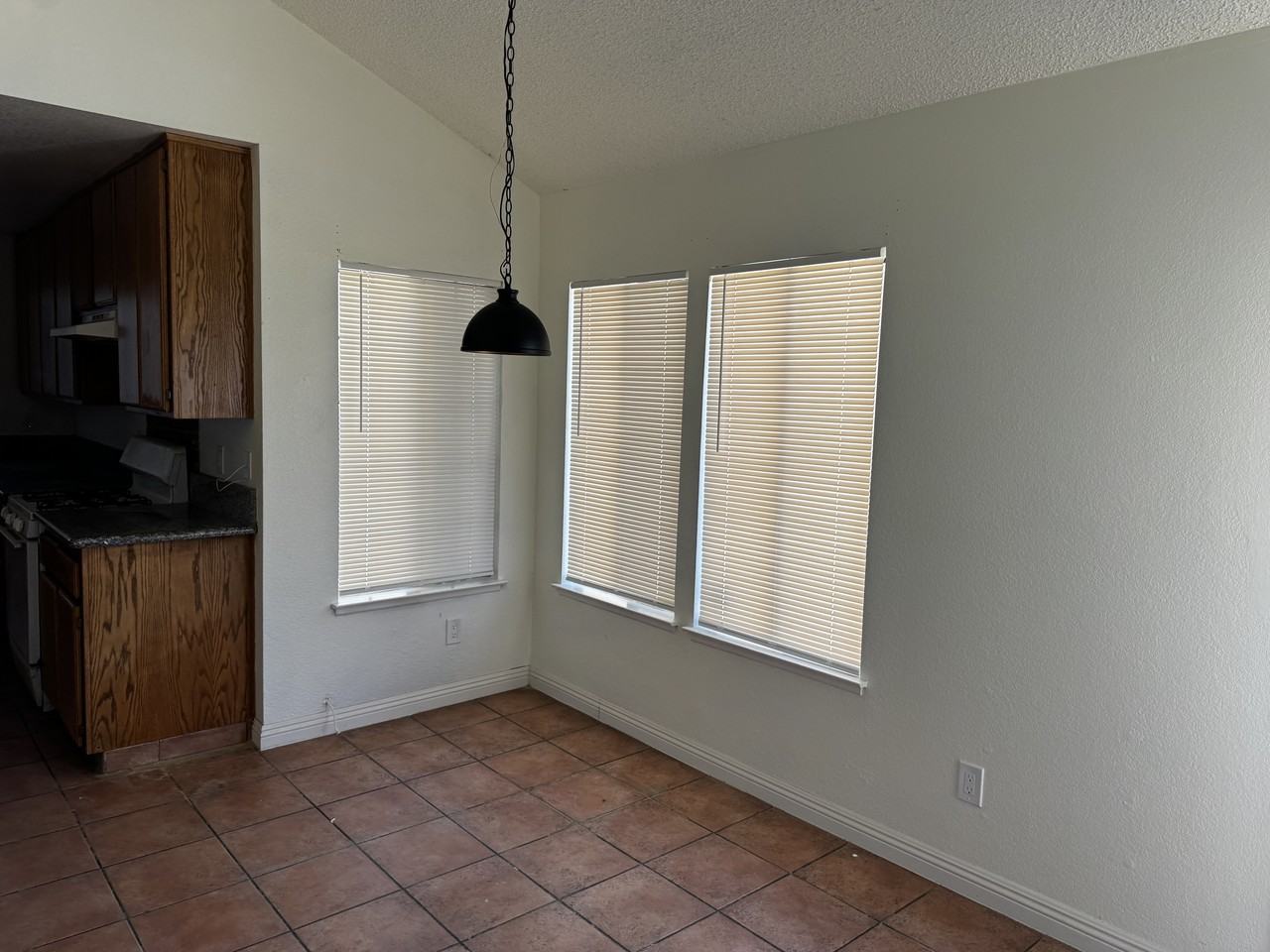 16280 Jasmine St #1 - Photo 4 of 10
