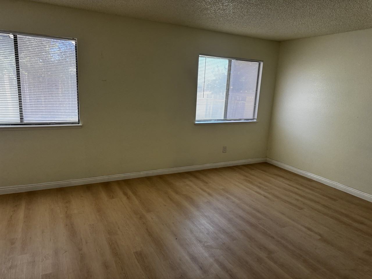 16280 Jasmine St #1 - Photo 6 of 10