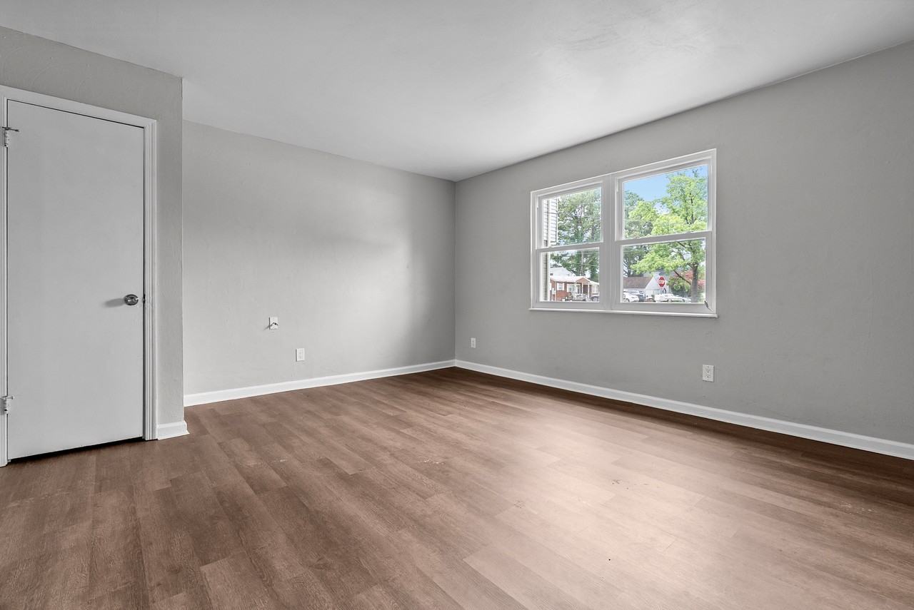 2404 Arkansas Ave #B - Photo 7 of 31