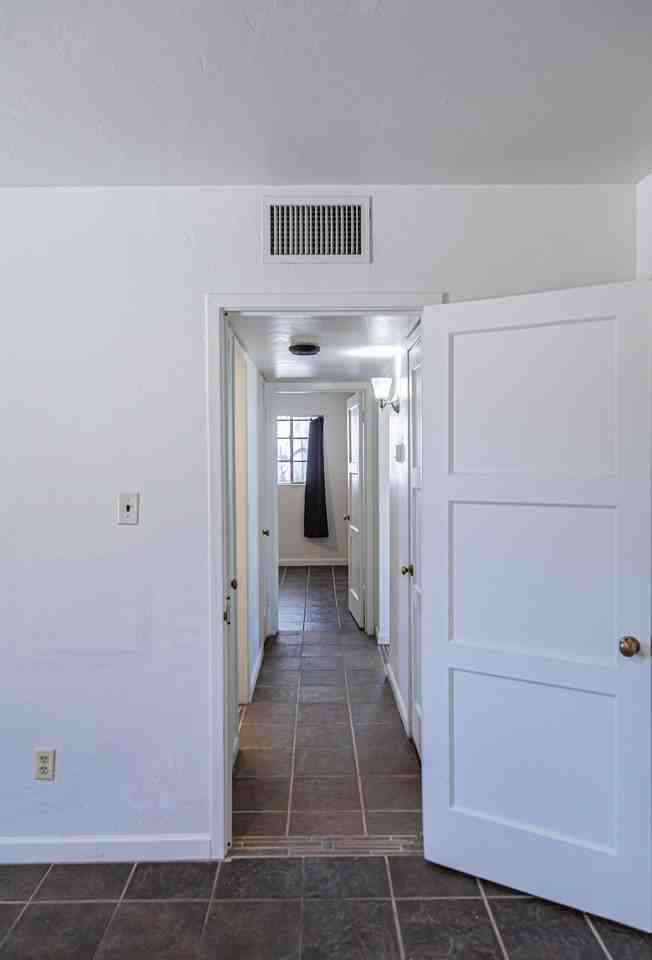 5042 E Eastland St #1 - Photo 5 of 18