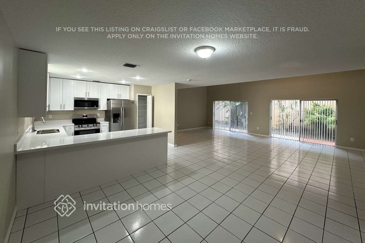8301 Nw 194th Ter - Photo 6 of 20