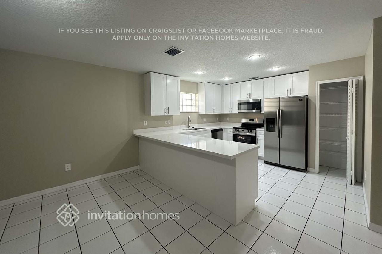8301 Nw 194th Ter - Photo 7 of 20
