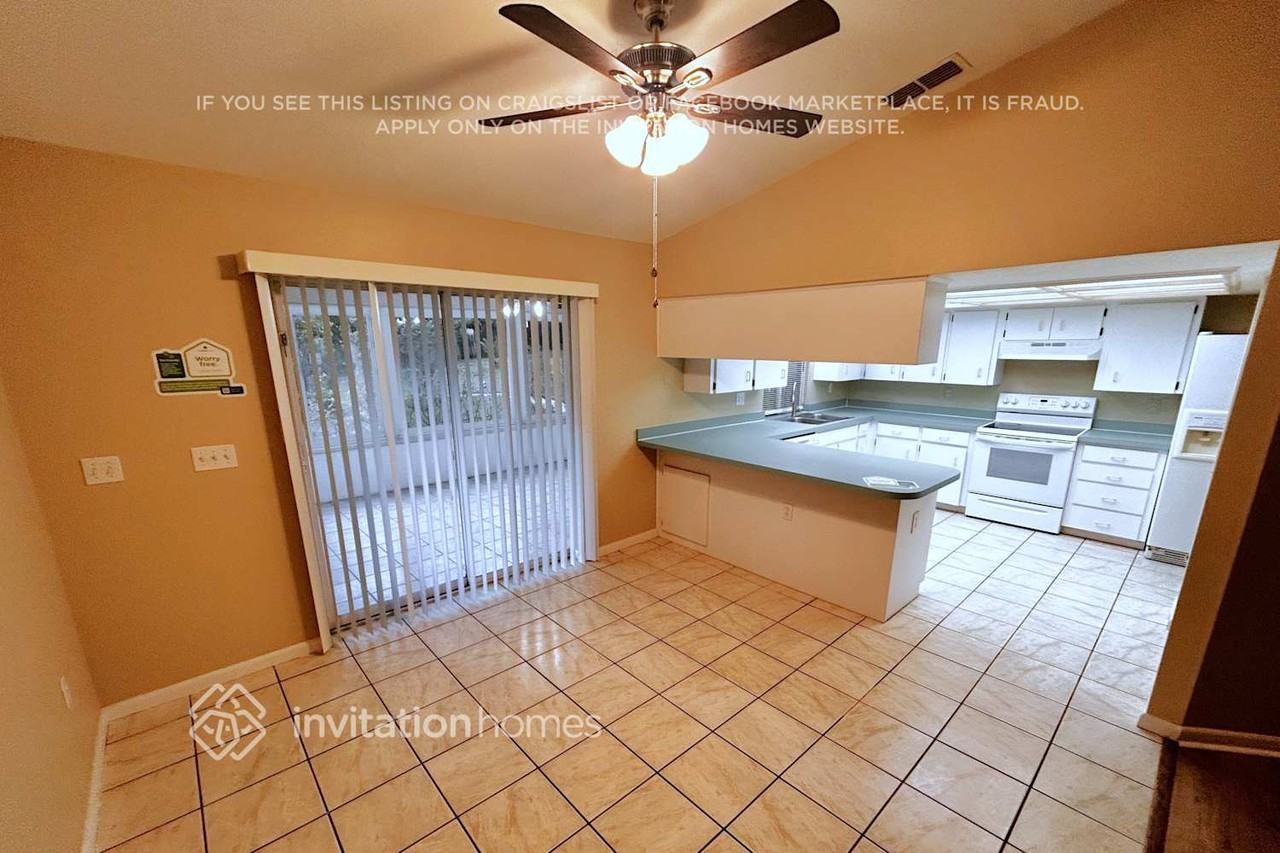 7028 Doehring Dr - Photo 6 of 13
