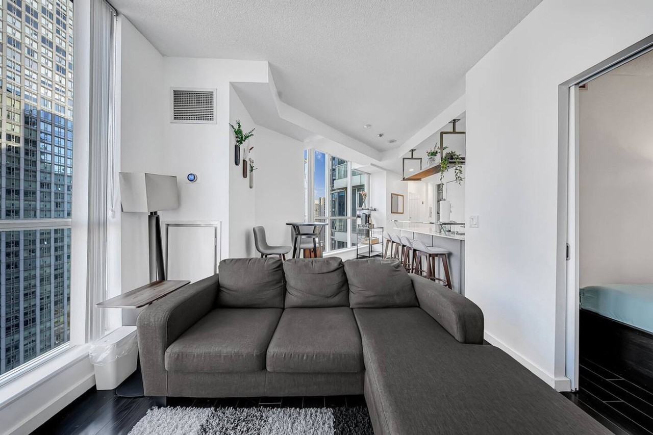 208 Queens Quay W #1388907P - Photo 7 of 41
