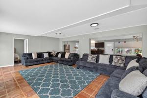 featured image of 349 Avenida Madera