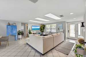 featured image of 339 Avenida De Paradisio
