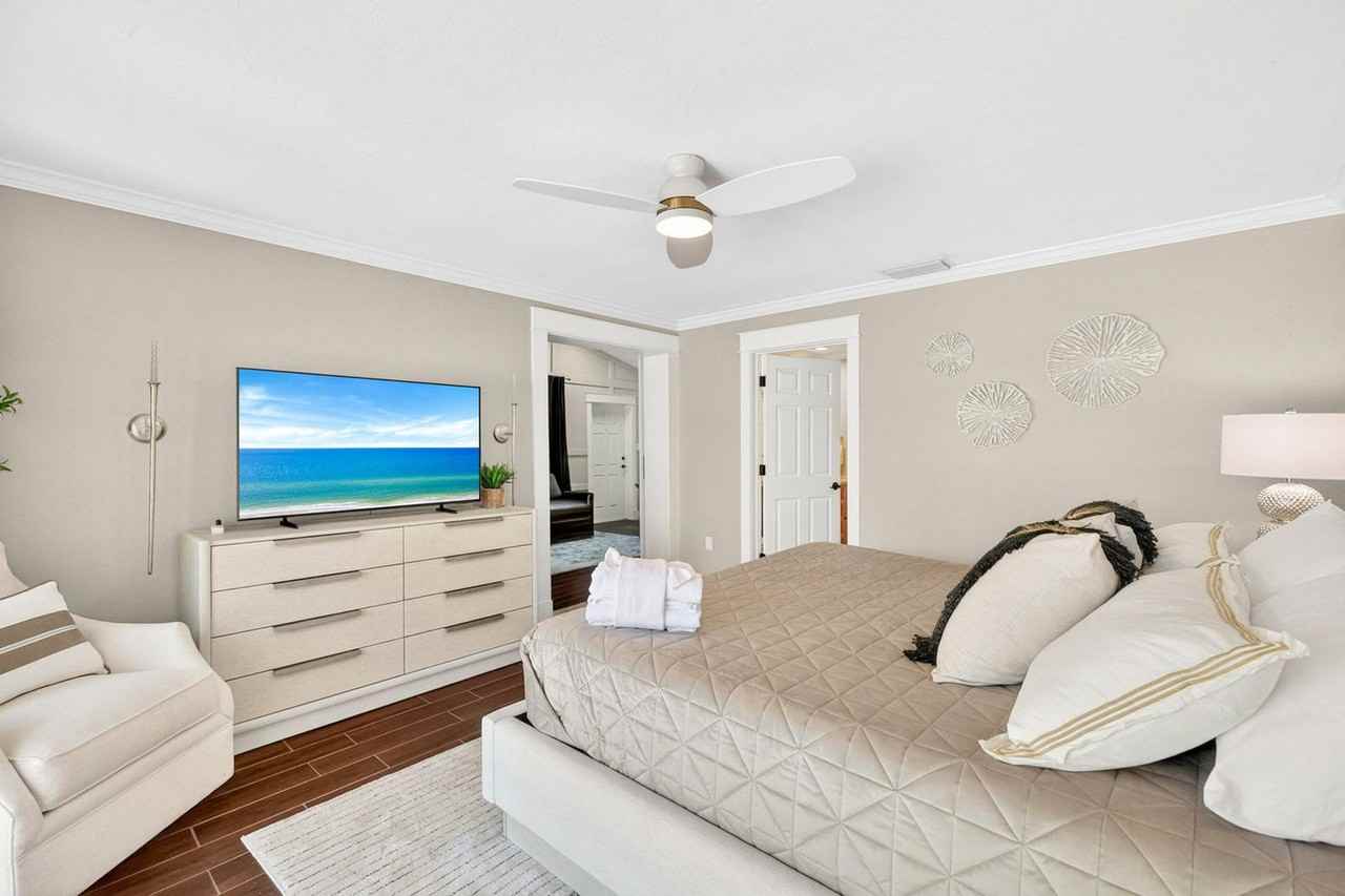 5165 Sandy Cove Ave #1578384P - Photo 6 of 41