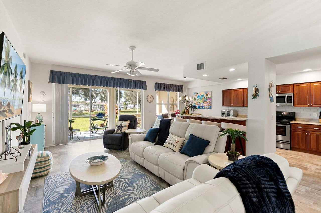 285 Cays Dr #1579810P - Photo 2 of 29