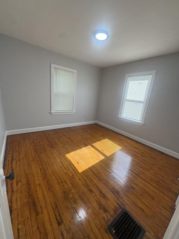 1421 Carolina Ave - Photo 7 of 10
