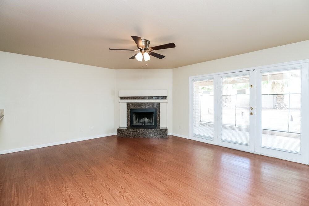 3422 E Woodland Dr - Photo 5 of 15