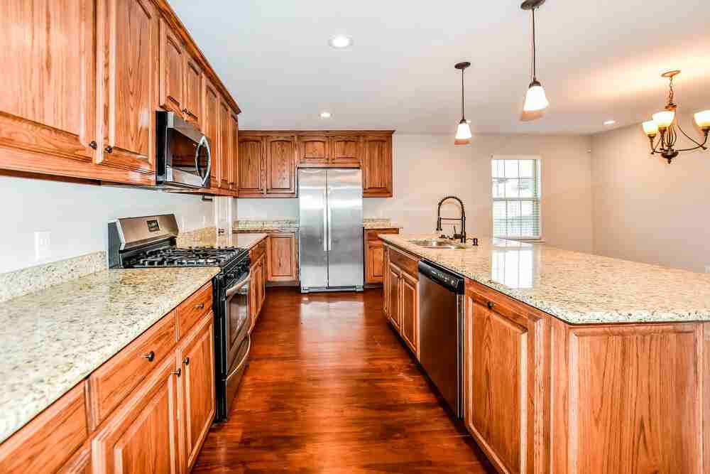 2913 Louis St - Photo 7 of 16