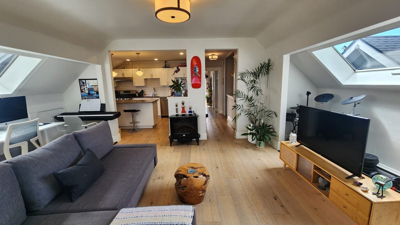 Point Grey Rd & Collingwood St #4 - Photo 7 of 20