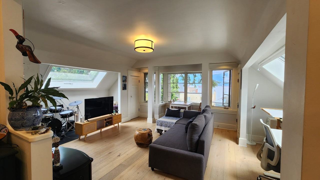 Point Grey Rd & Collingwood St #4 - Photo 4 of 20