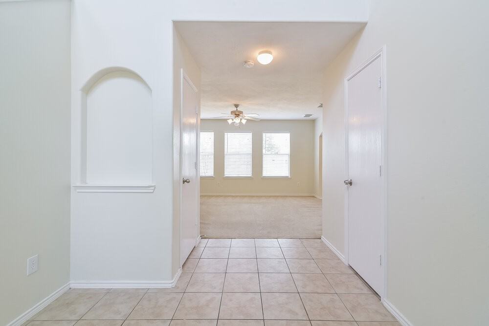 16347 Bantam Ridge Ct - Photo 2 of 28