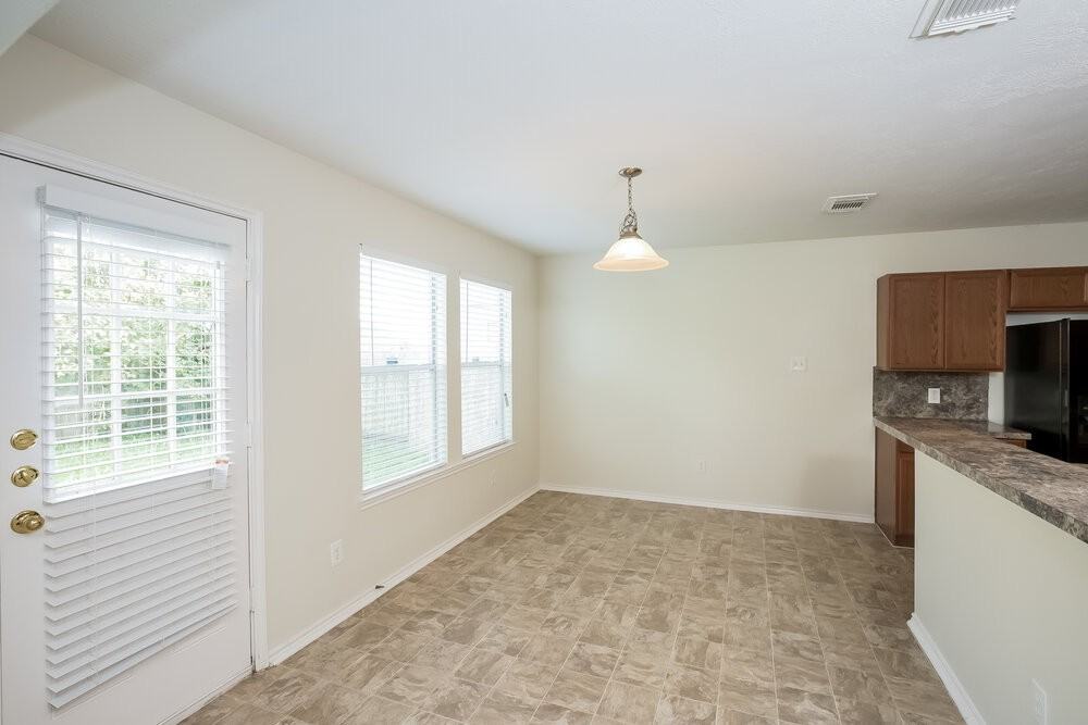 16347 Bantam Ridge Ct - Photo 3 of 28