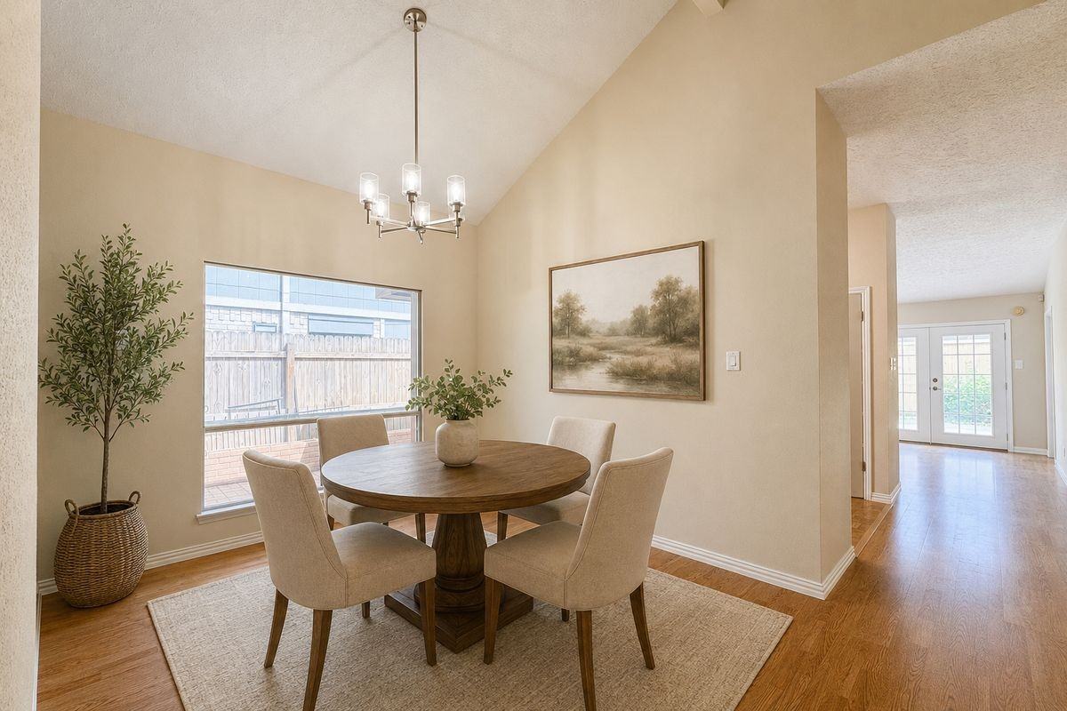 11746 Plumbrook Dr - Photo 4 of 8
