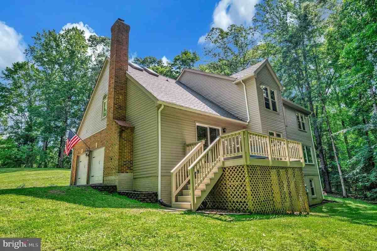 2 English Hills Dr - Photo 3 of 46