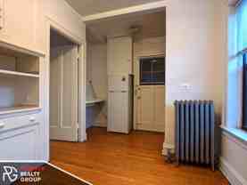 4606 N Winchester Ave - Photo 1 of 1