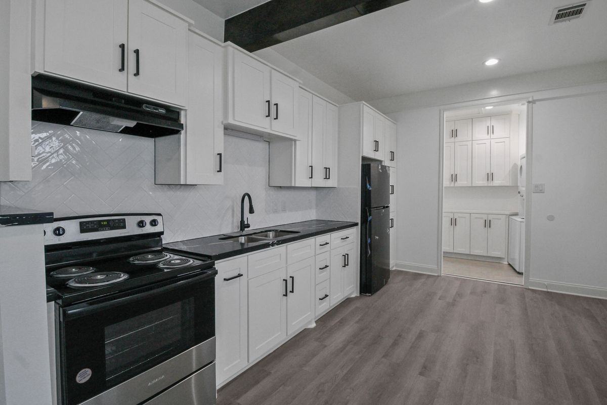 531 N Estelle St - Photo 2 of 3
