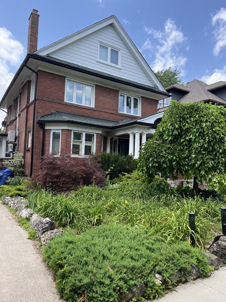 High Park Ave & Humberside Ave - Photo 2 of 11