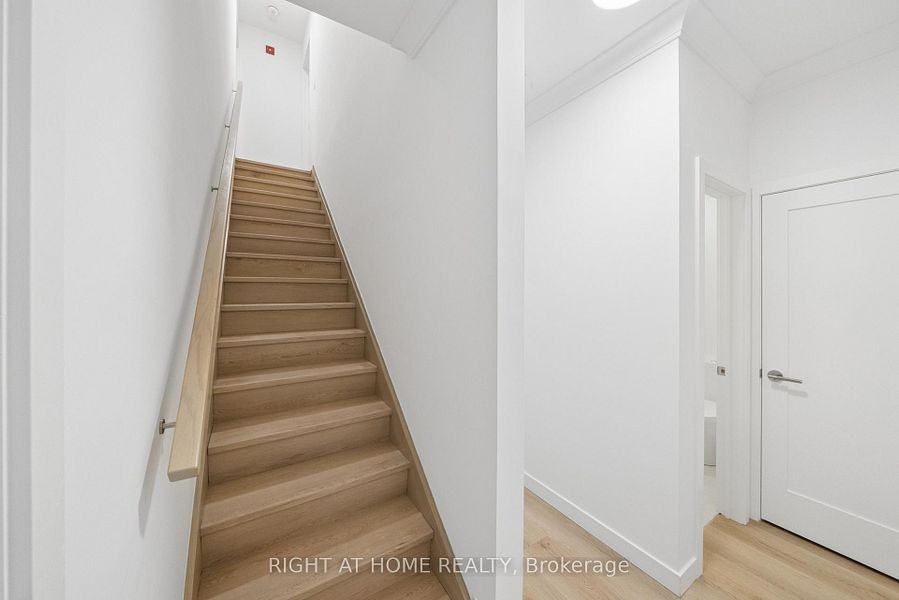 91 Barton Avenue #10 - Photo 7 of 17