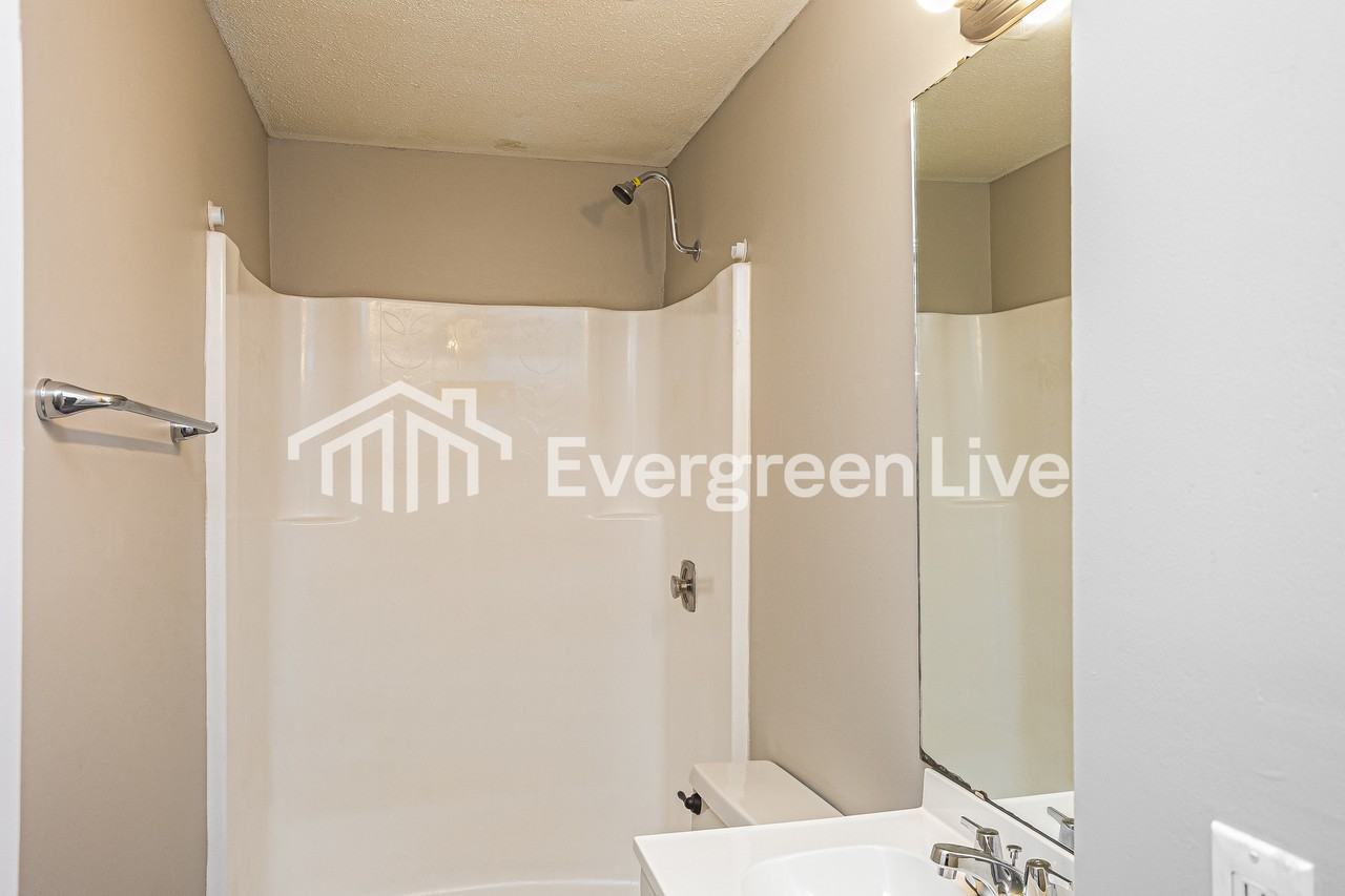 2122 Kingstree Cir - Photo 7 of 10
