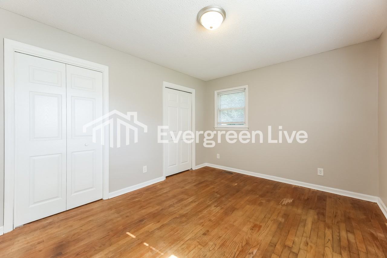 151 Leawood Dr - Photo 6 of 15