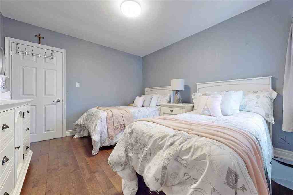 19 Amiens Road - Photo 6 of 11