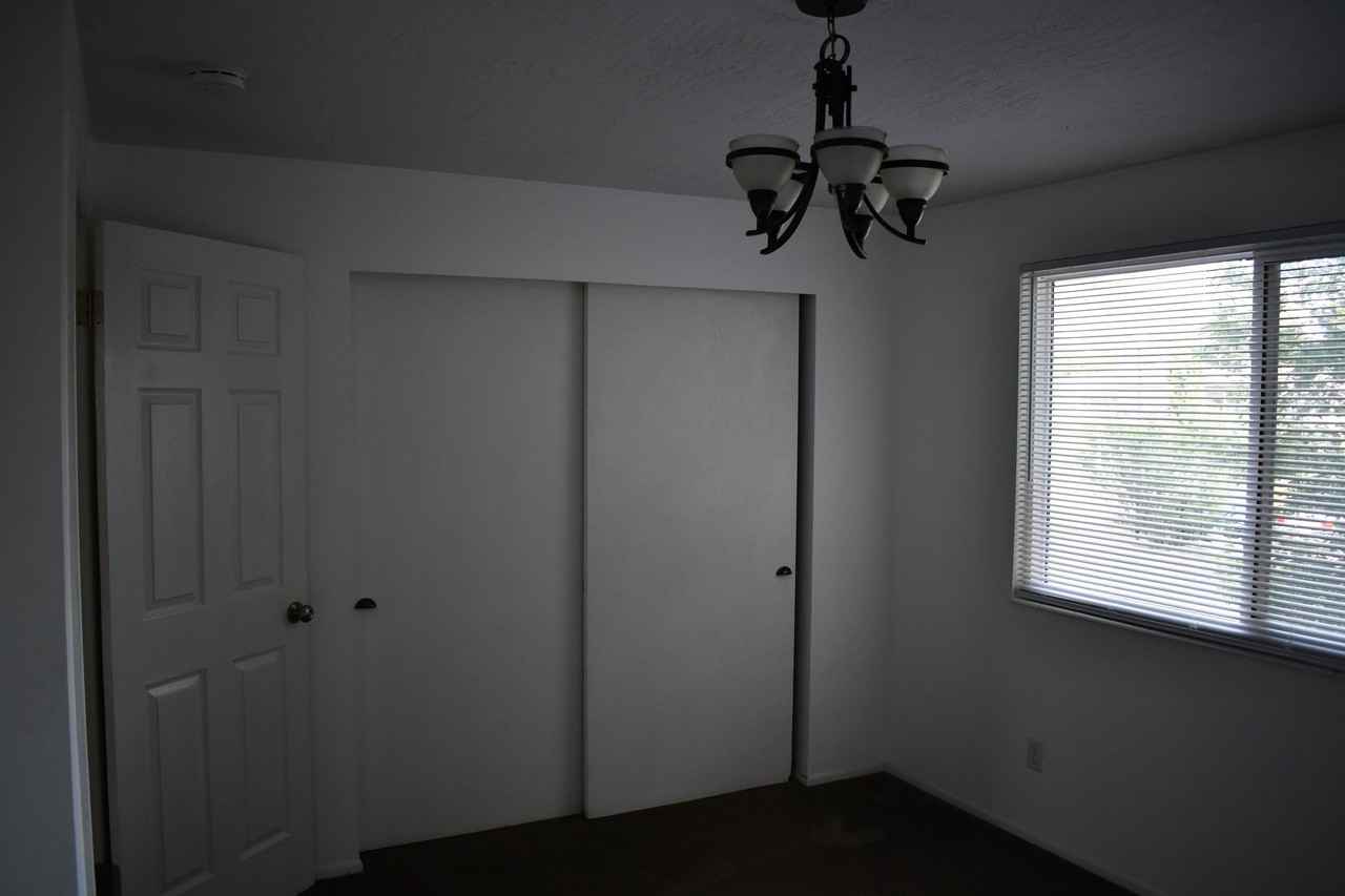 563 E Hilo St - Photo 4 of 28