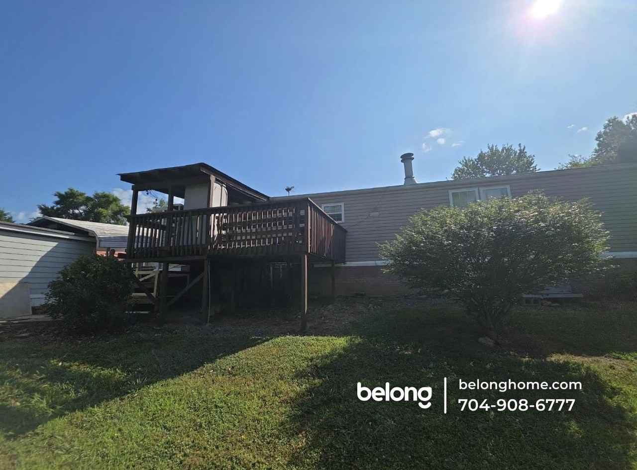 857 Stony Point Rd - Photo 6 of 7