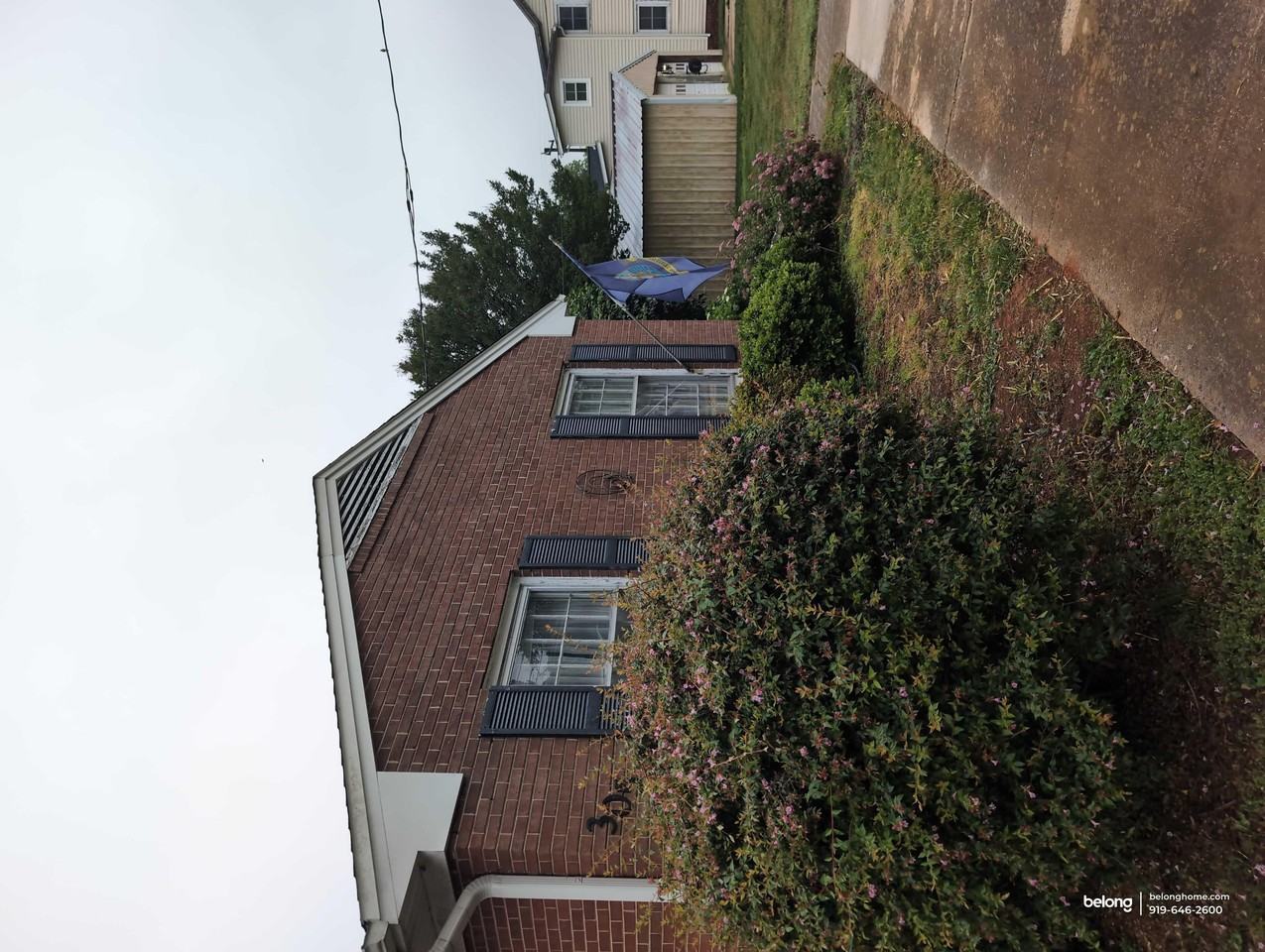 305 E Harden St - Photo 2 of 3