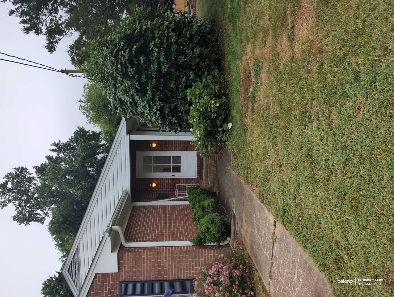 305 E Harden St - Photo 3 of 3
