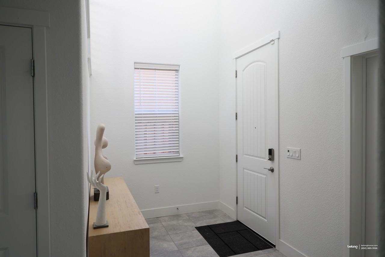 5446 Trimonti Cir - Photo 2 of 29