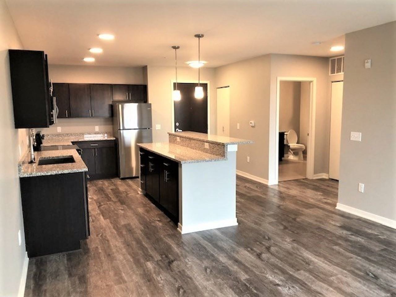 High Pointe Apartments - Photo 2 of 46