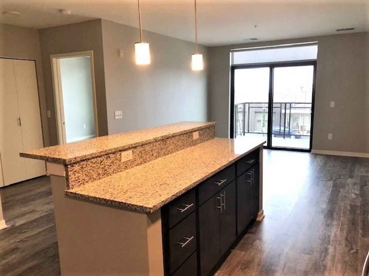 High Pointe Apartments - Photo 4 of 46