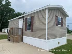 2 Melissa Dr #M2 - Photo 1 of 1