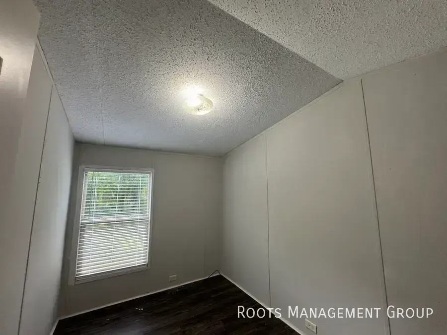 1325 N Franklin St #208 - Photo 7 of 24