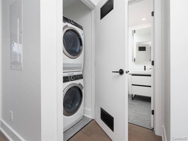 720 Rue Saint-Jacques #4205 - Photo 3 of 10