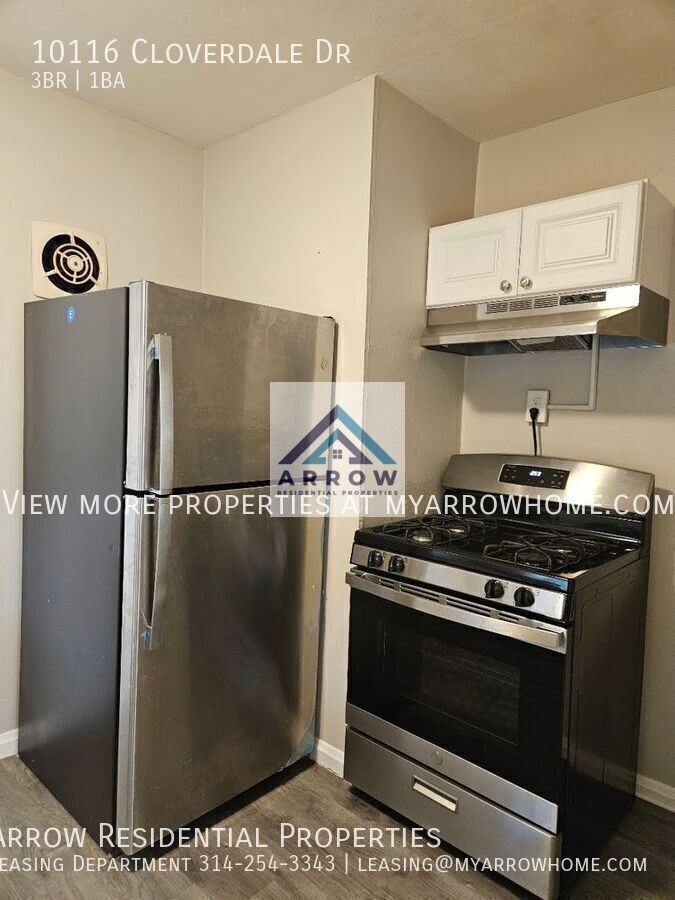 10116 Cloverdale Dr - Photo 2 of 28