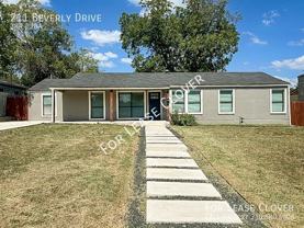211 Beverly Dr - Photo 1 of 1