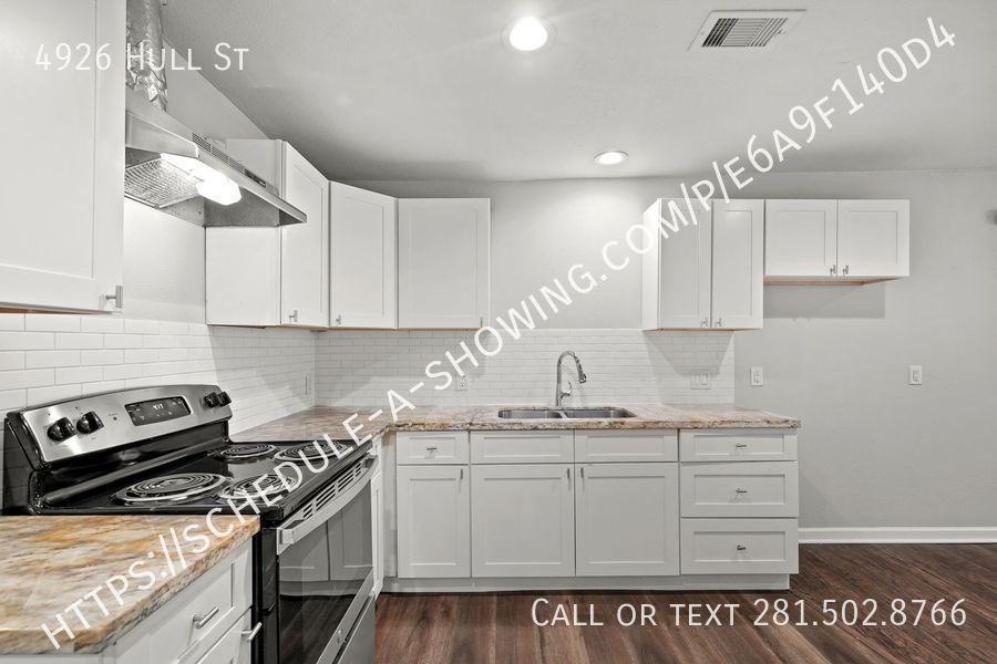 4926 Hull St - Photo 2 of 11