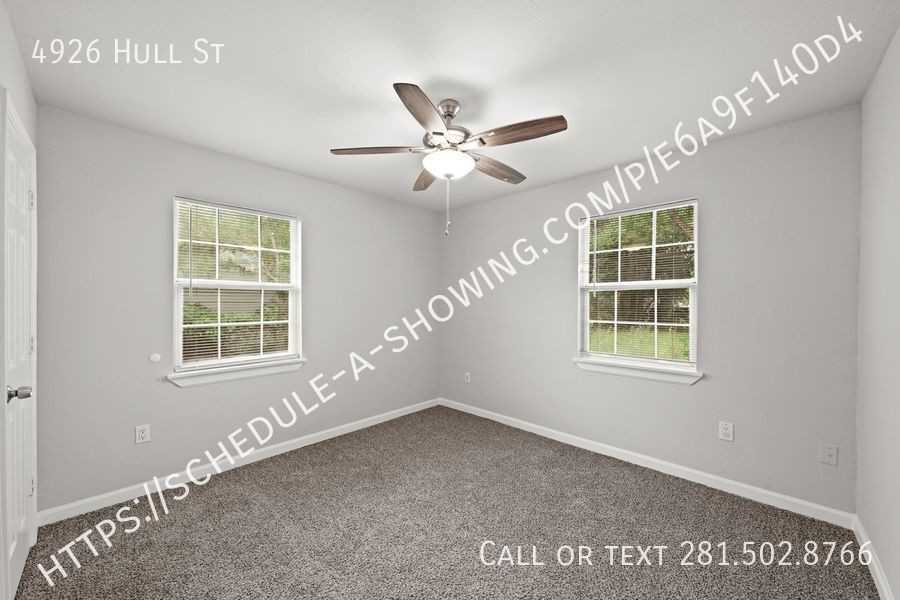 4926 Hull St - Photo 7 of 11