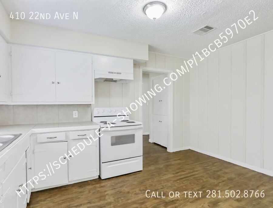 410 22nd Ave N - Photo 5 of 13