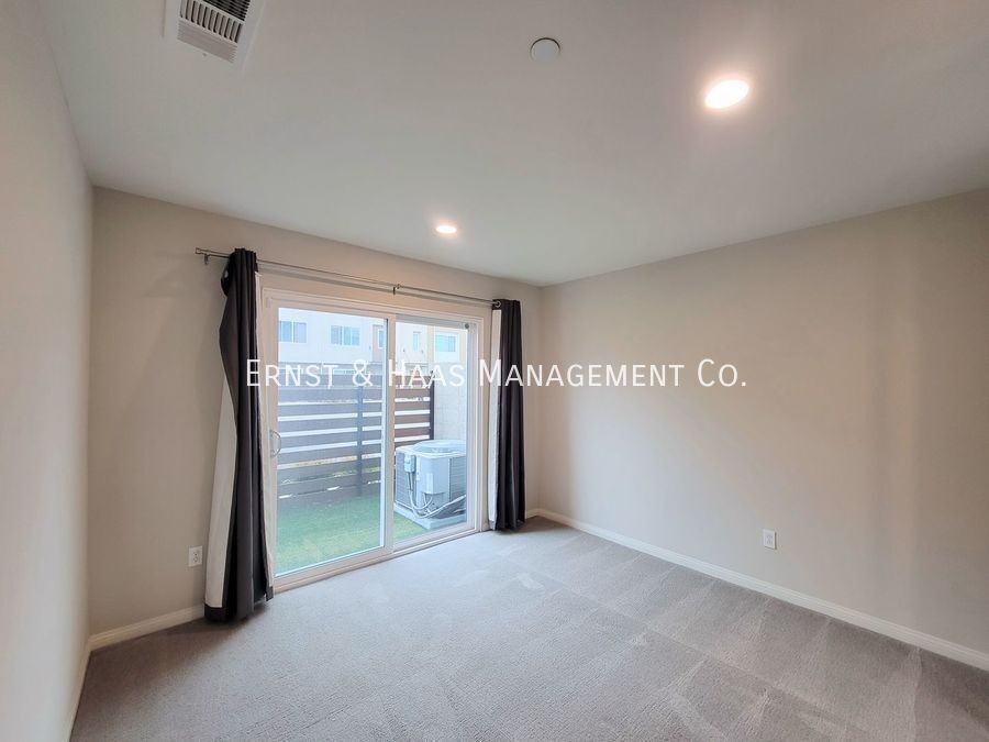 14414 Strawberry Ln #4 - Photo 6 of 35