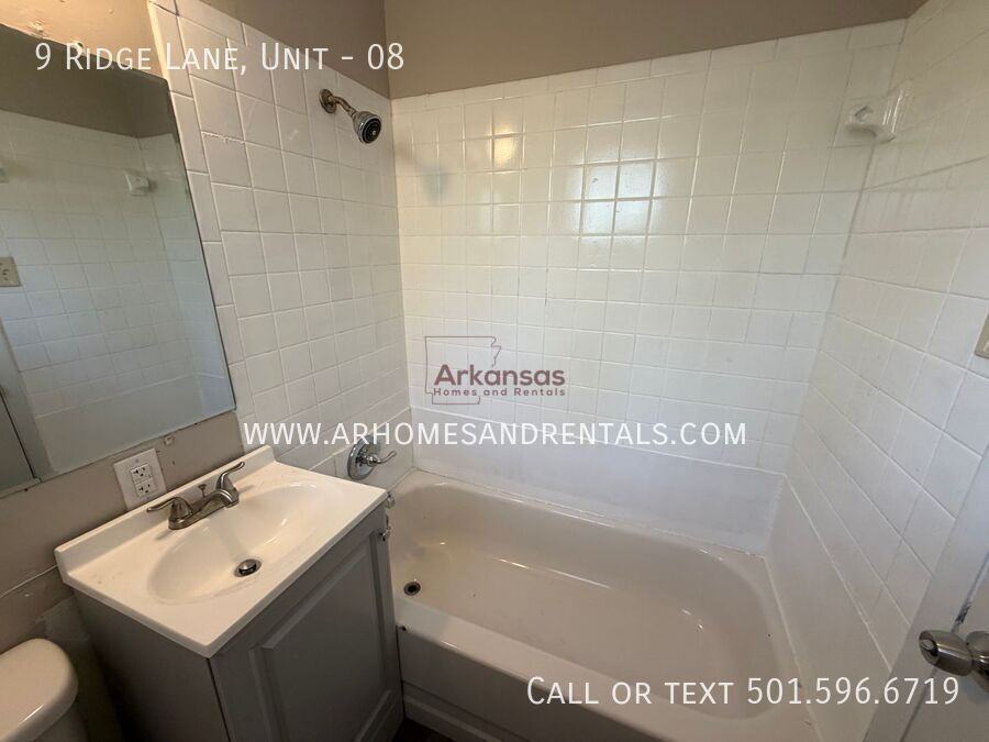 9 Ridge Ln #08 - Photo 4 of 7