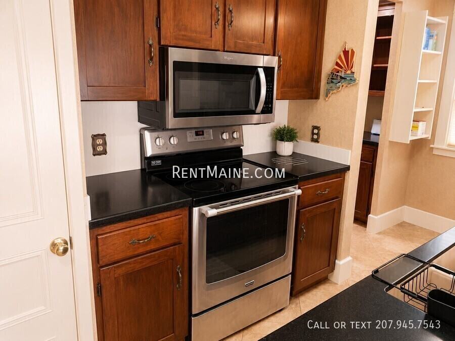 75 S Park St - Photo 5 of 32